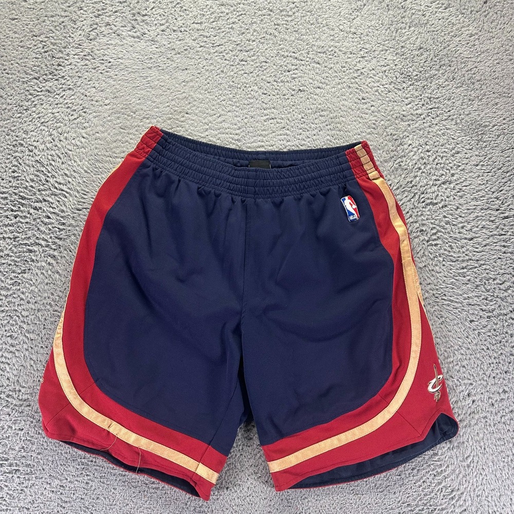 VTG Adidas Cleveland Cavaliers Shorts Men M Blue Polyester NBA Basketball Sports